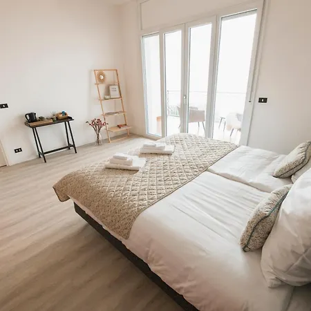 Julia Apartament Cardona